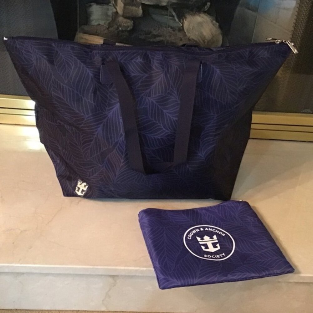 NWT Beautiful Royal Caribbean deep blue tote bag